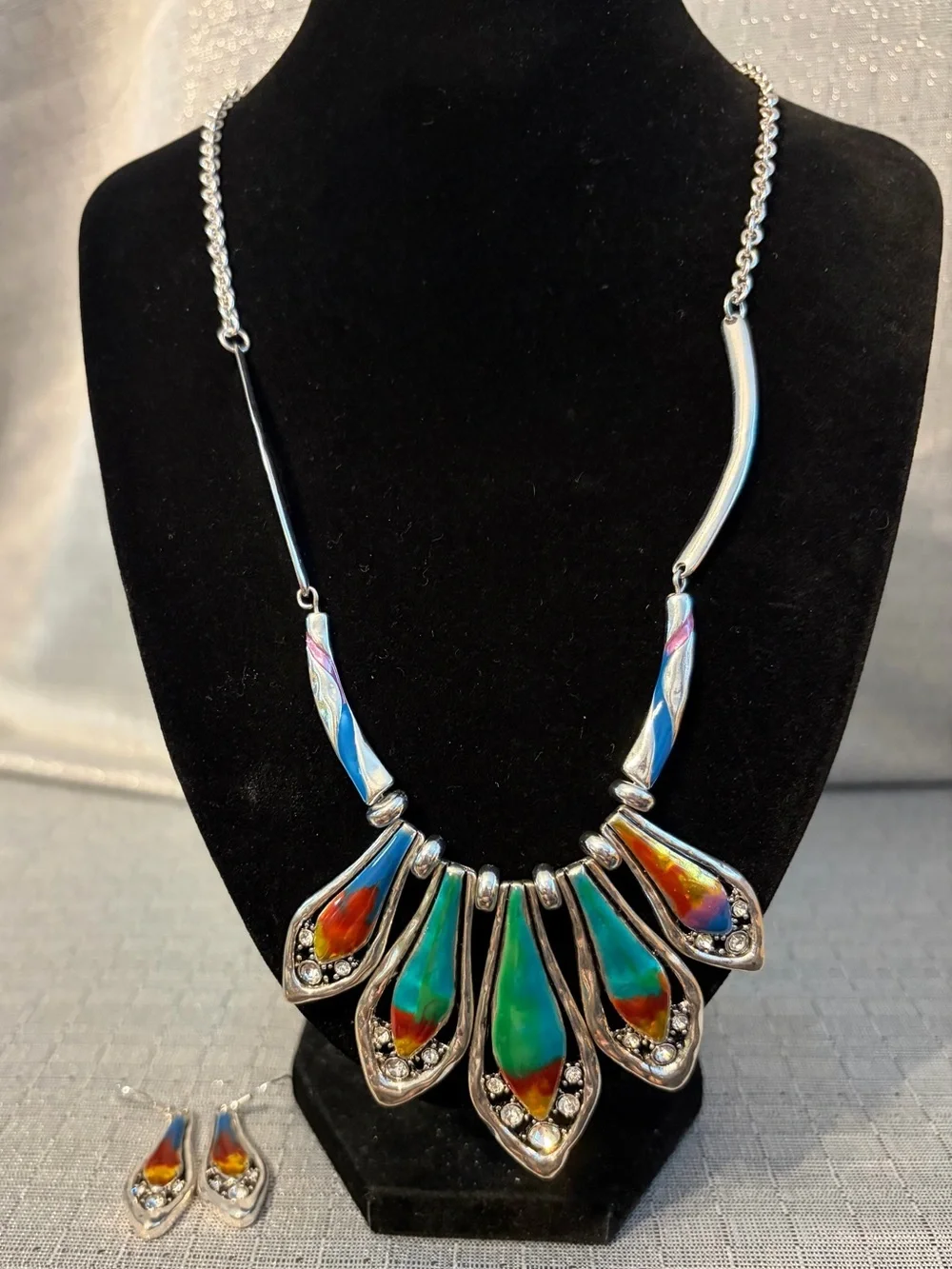 Multicolor Teardrop Statement Necklace and Earring Set - Silver Tone
